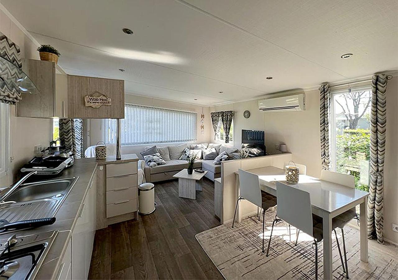 Chalet Am See Lathum Exterior foto